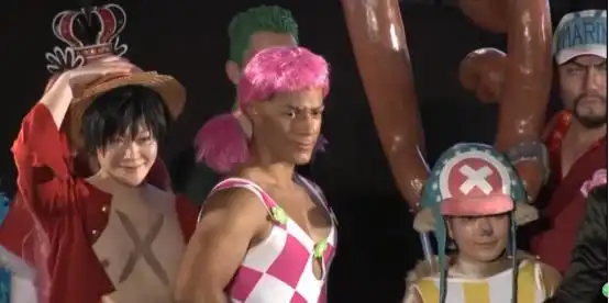 海贼王cosplay大赛,布鲁克的外貌和肢体都是神还原,基德简直是本人