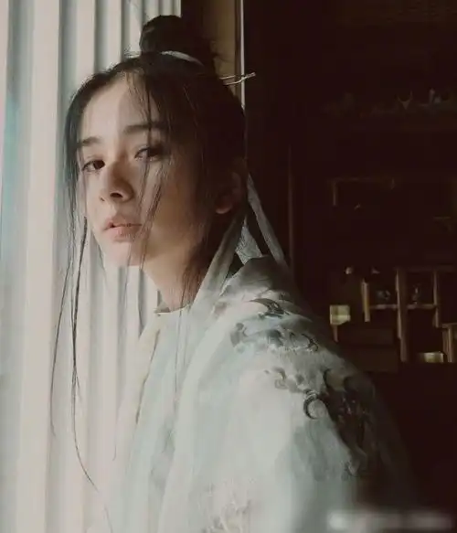 长歌行原漫作者火了,李长歌扮相流出,比热巴还要惊艳