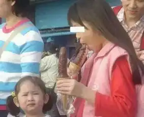 微信小女孩表情包捂脸