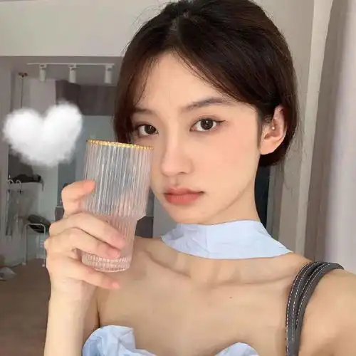 头像想和你浪费一切