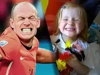 听说最近流行表情包模仿大赛