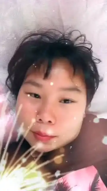一个表情毁一切这发型没谁了