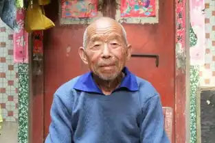 还有人记得你,虽最终会忘记记我的外公