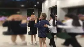 明星特别任务魏瑾首次个人直播rap弹唱模仿表情包plmm