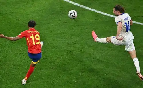 西班牙21淘汰法国,挺进欧洲杯决赛亚马尔世界波破纪录