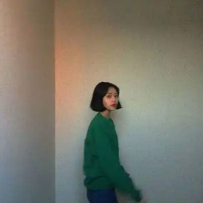 我不开心的时候稍微哄哄我好不好qq女生头像我要个性网