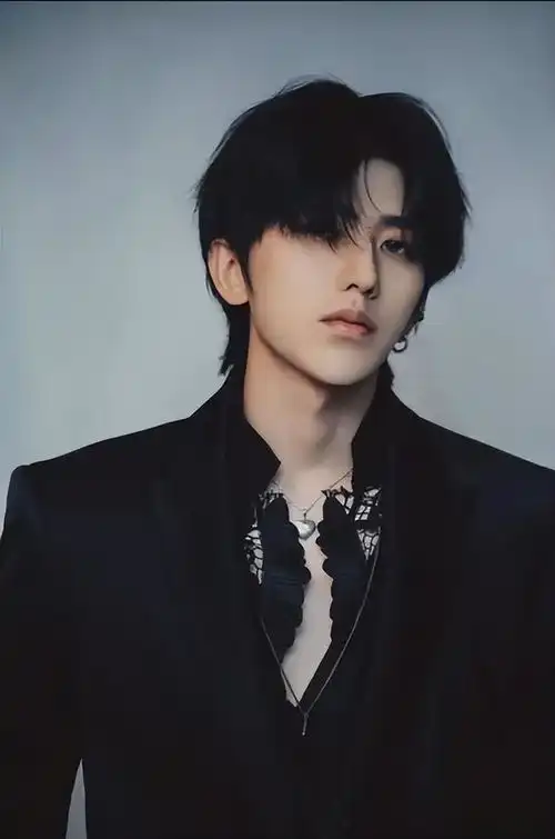 蔡徐坤一夜情事件引发热议,明星的私生活都这么混乱吗