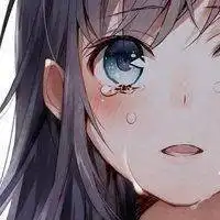 悲伤哭泣女生动漫头像