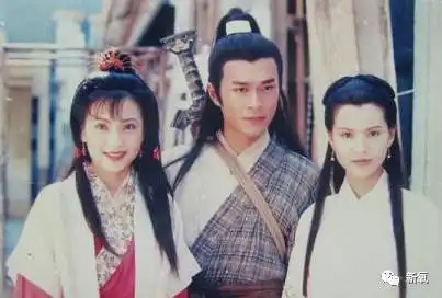 曾经站在李若彤版小龙女旁边都不输的古装女神现在把自己整成了鬼...却依然和小十岁富二代谈恋爱
