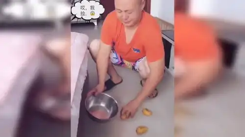 这宝宝的表情,太可爱了
