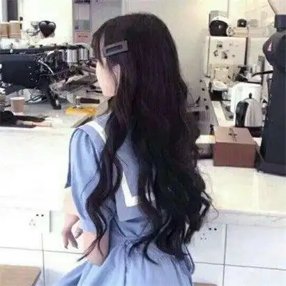 女生头像动漫背影伤感