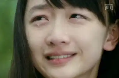 雷到了表情包林依晨