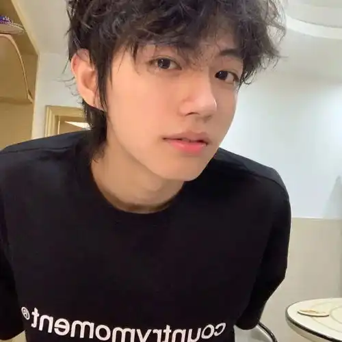 头像男阳光治愈